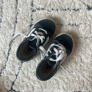 Toddler Old Skool shoe — size 6